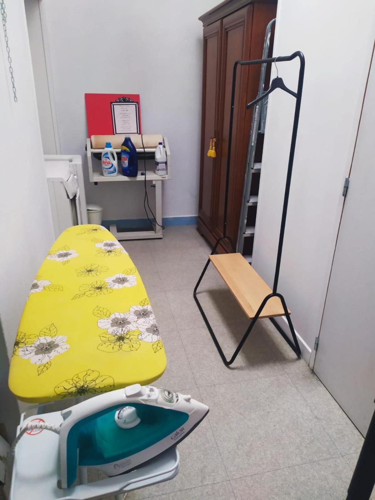 Aparthotel Les Bains Douches Périgueux Pokoj fotografie